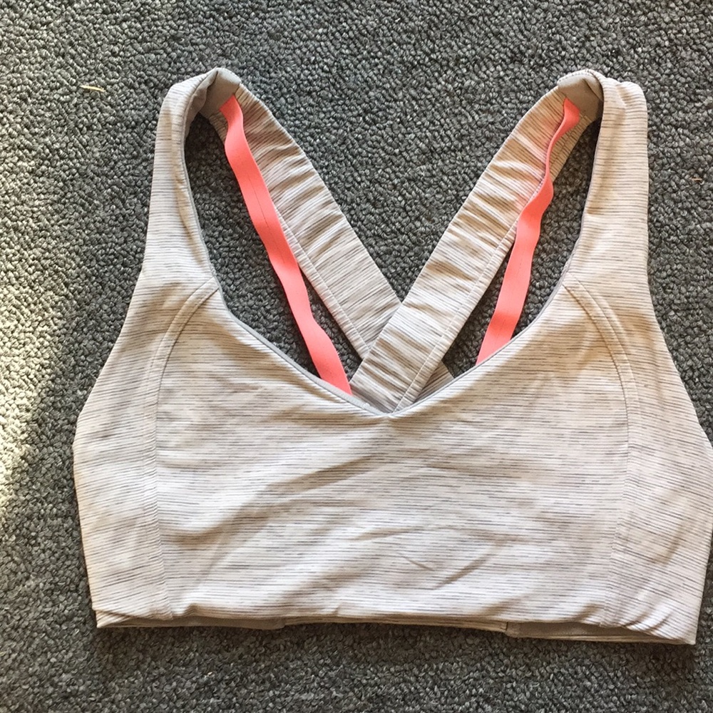 Lululemon 🍋 sports bra